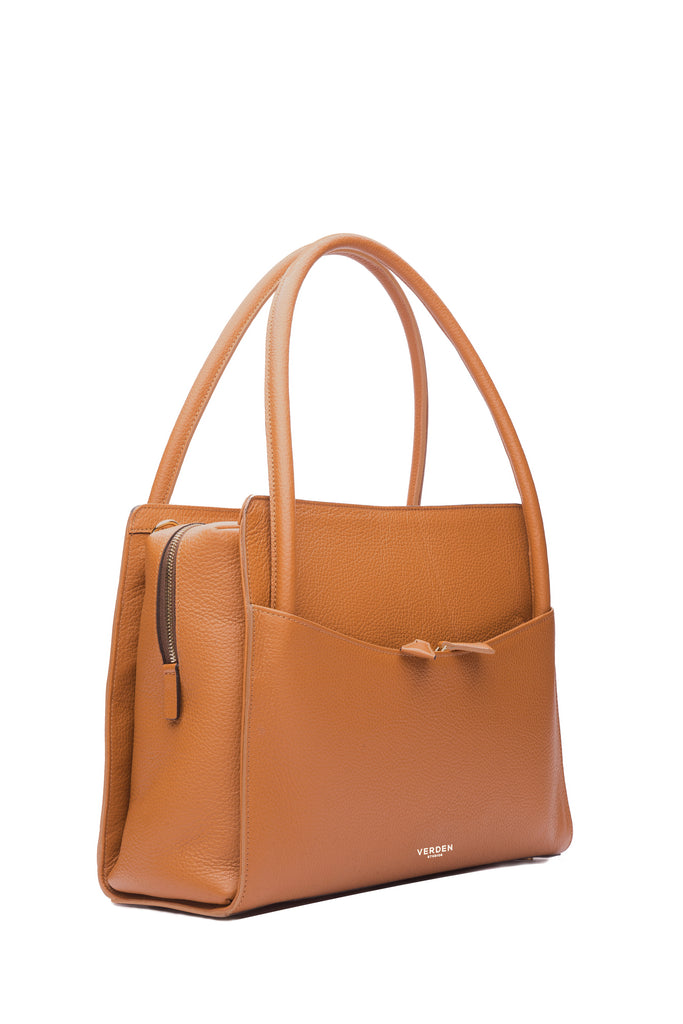 Sleek and functional workbag / business bag - VERDEN STUDIOS - The Skye in desert brownSleek and functional workbag / business bag - VERDEN STUDIOS - The Skye in desert brown